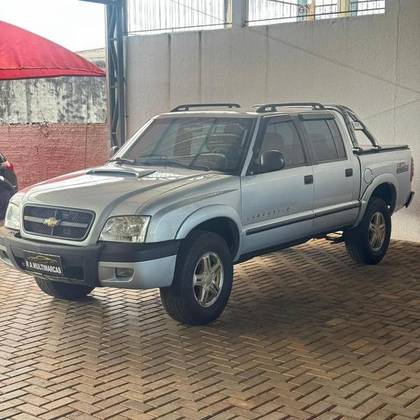 CHEVROLET S10 2.8 EXECUTIVE 4X4 CD 12V TURBO ELECTRONIC INTERCOOLER DIESEL 4P MANUAL